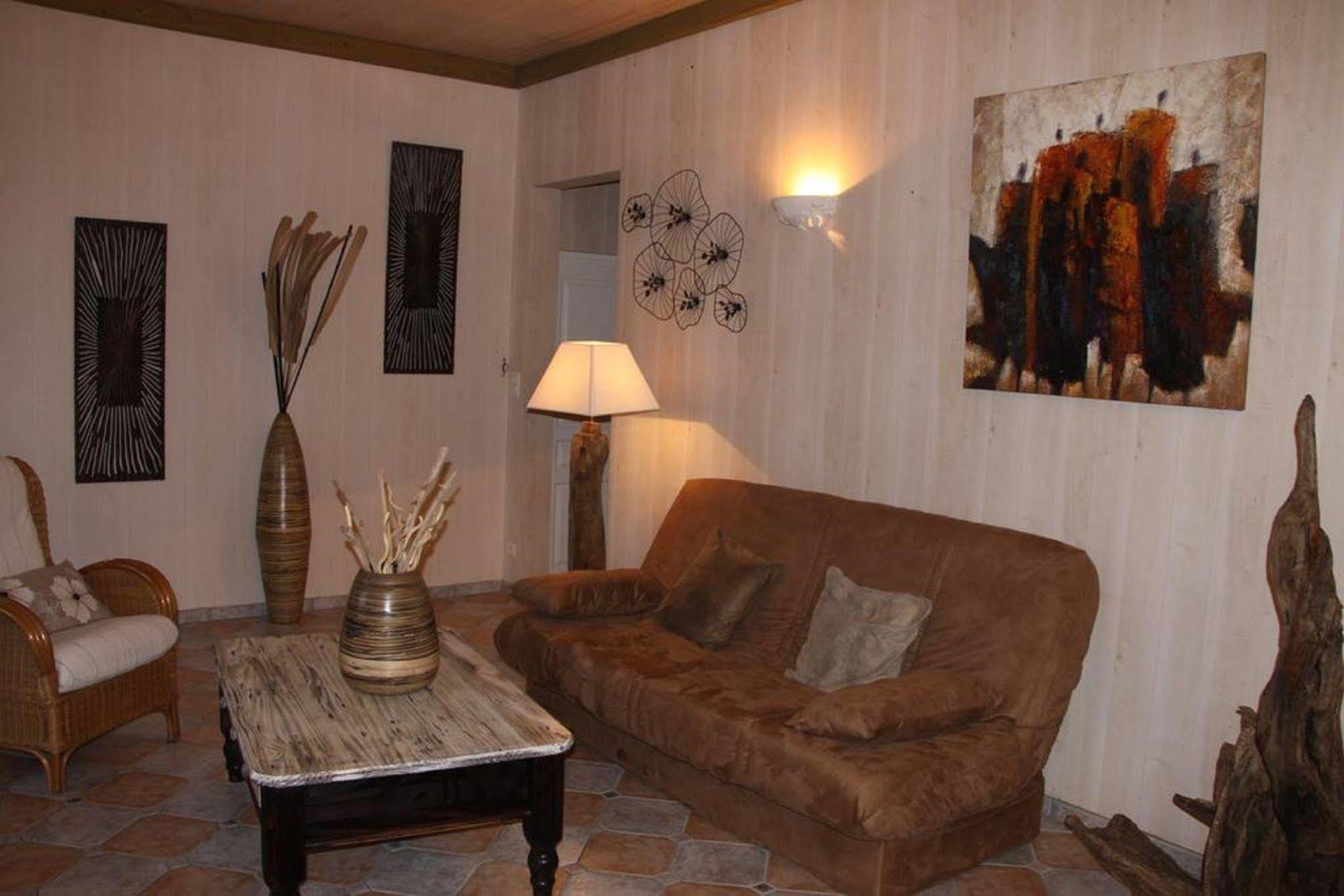 Charme & Confort- Les Cottages Du Bassin D'Arcachon- Petit-Dejeuner Sur Demande - Nuitee, Court Sejour, Semaine 居让梅斯特拉 外观 照片