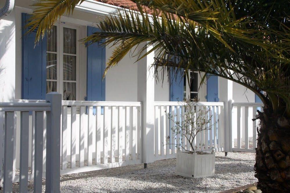 Charme & Confort- Les Cottages Du Bassin D'Arcachon- Petit-Dejeuner Sur Demande - Nuitee, Court Sejour, Semaine 居让梅斯特拉 外观 照片